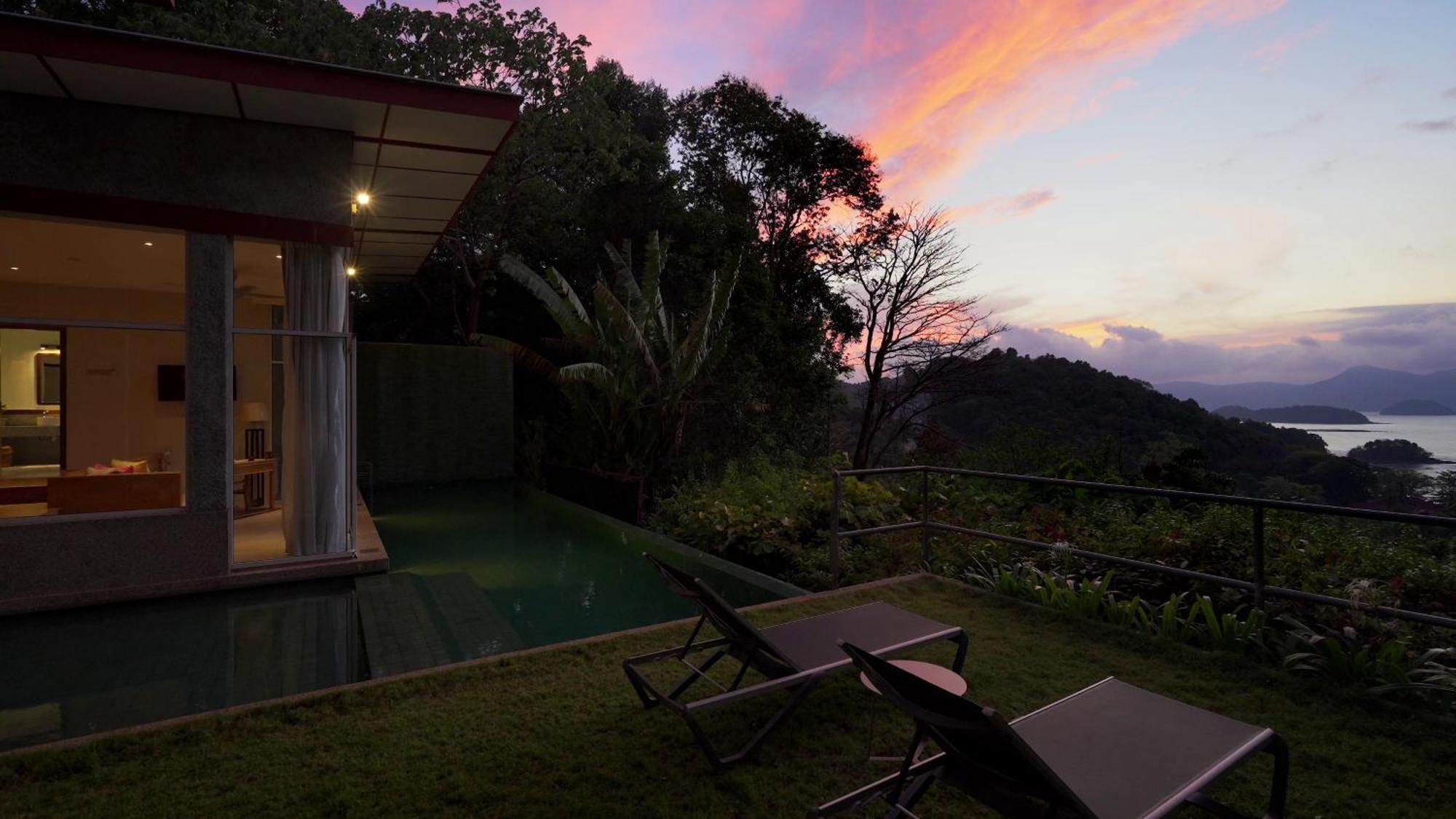 Ambong Pool Villas - Private Pool Pantai Cenang  Exteriér fotografie