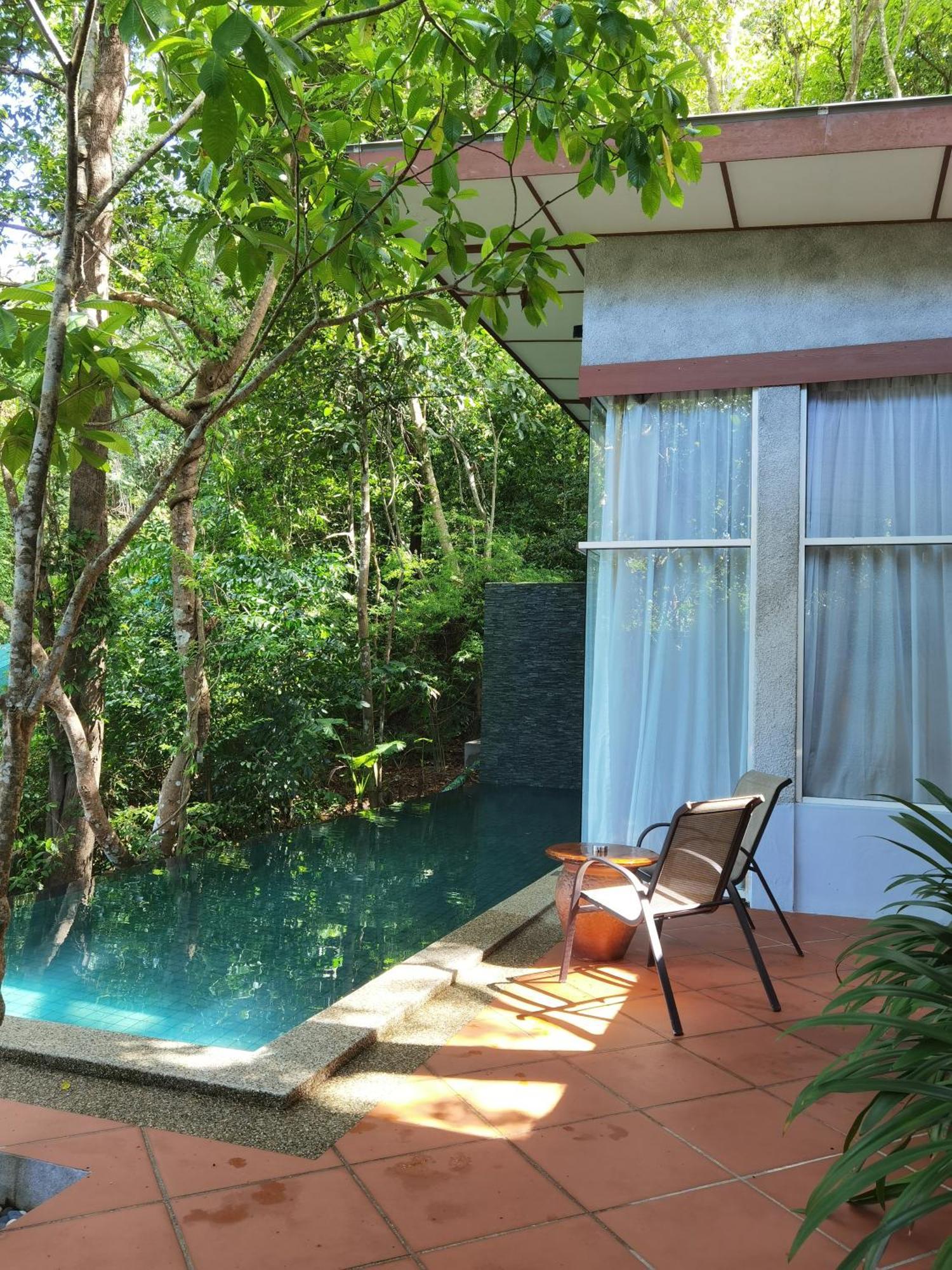 Ambong Pool Villas - Private Pool Pantai Cenang  Exteriér fotografie